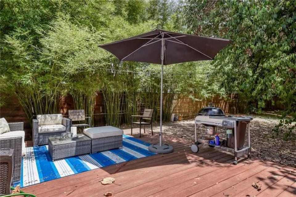 Backyard (fully gated) w/ BBQ grill, patio seating, pool & games