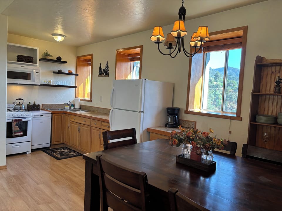The dining area and the kitchen. 