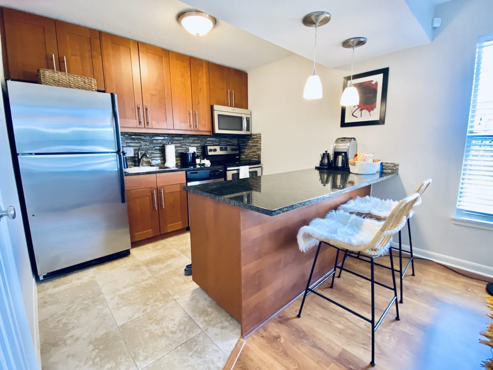 Open plan kitchen, fully equipped with everything you need