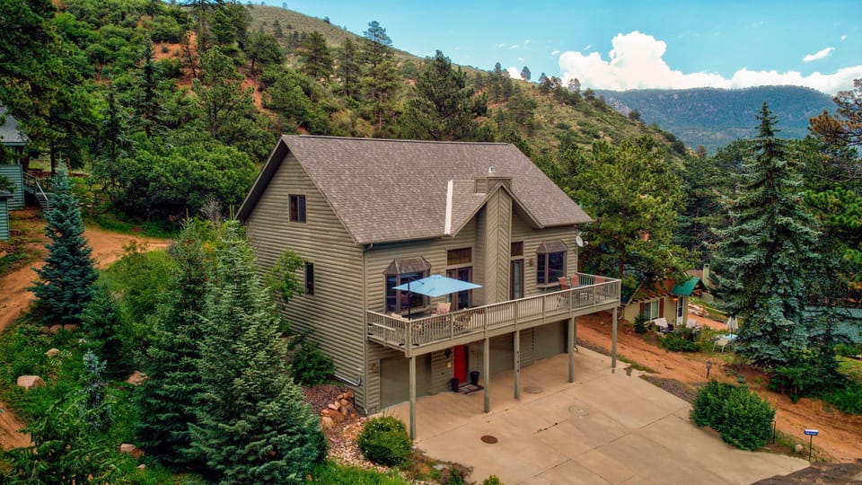 Welcome to The Catamount Lodge!