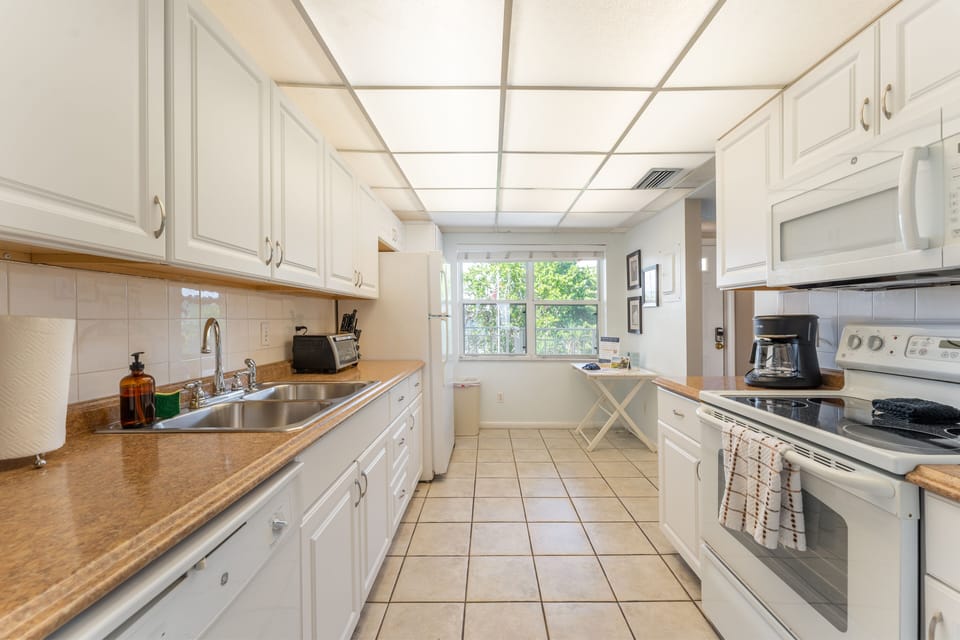 Tons of space and modern appliances.