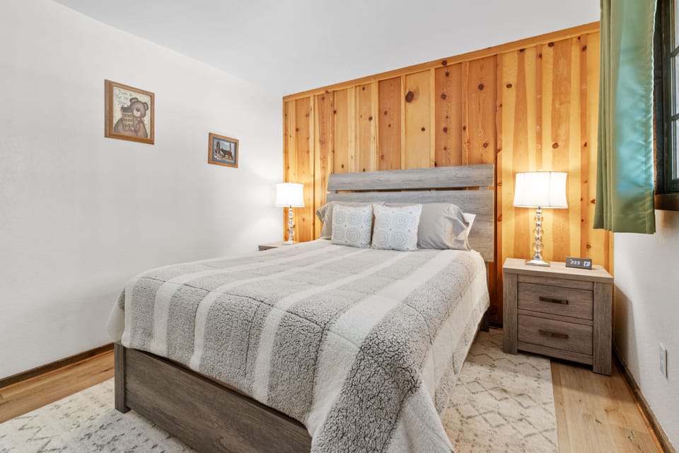 Bedroom 2 with queen bed 