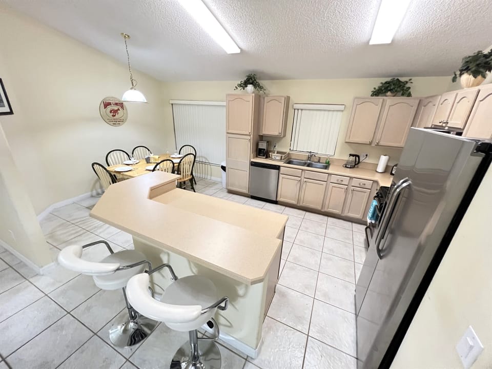 Kitchen and Breakfast Nook