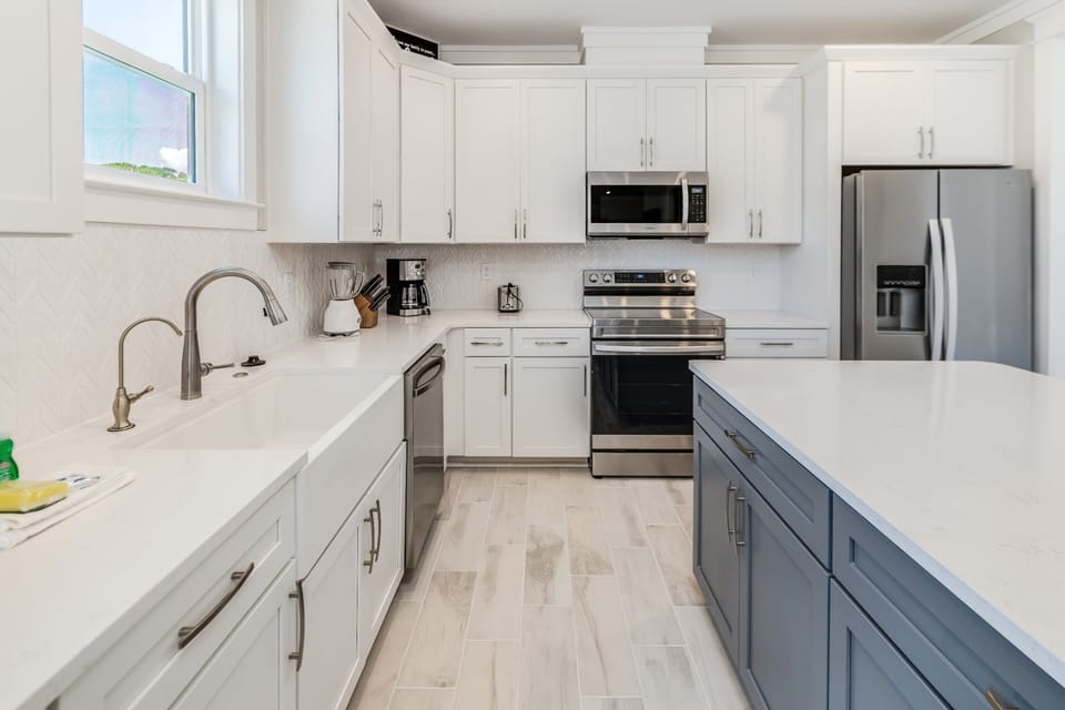 A starter supply of amenities are provided. Depending on the length of stay, additional amenities may need to be purchased
