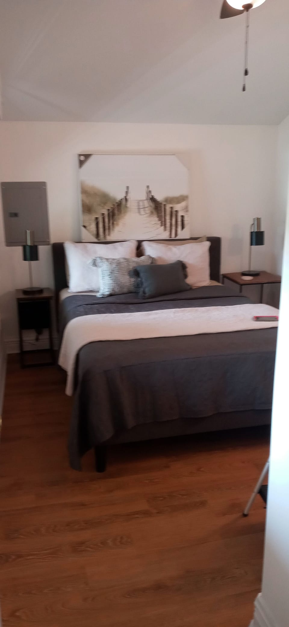 Bedroom with queen bed