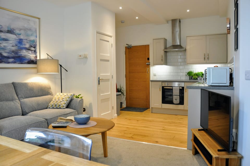 Living Area to Kitchen