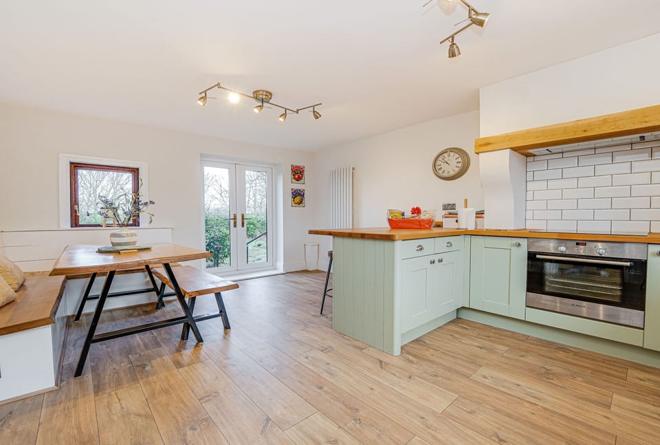 Kitchen diner