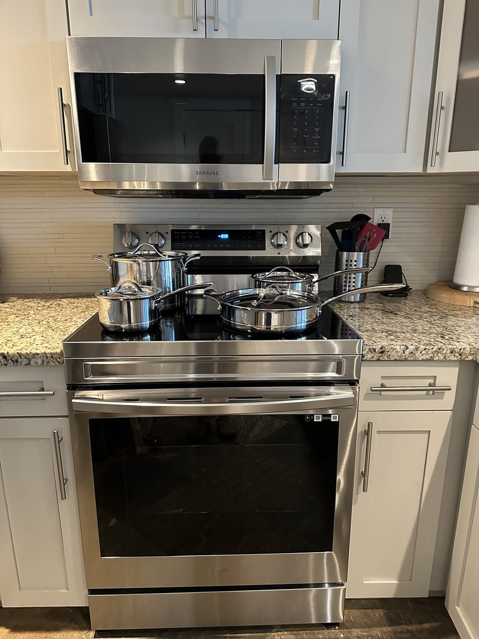 NEW WIFI STOVE and all new pots and pans.
