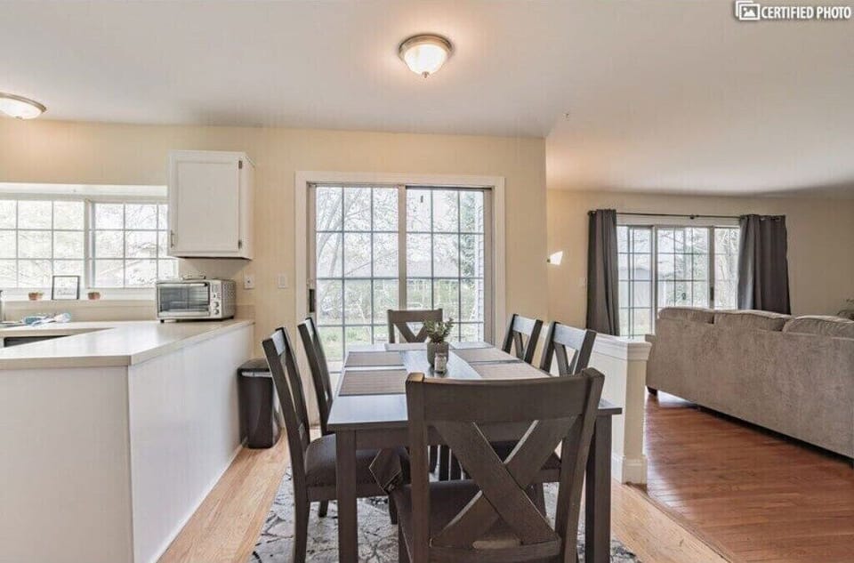 Eating area in Kitchen w/ seating for six.
