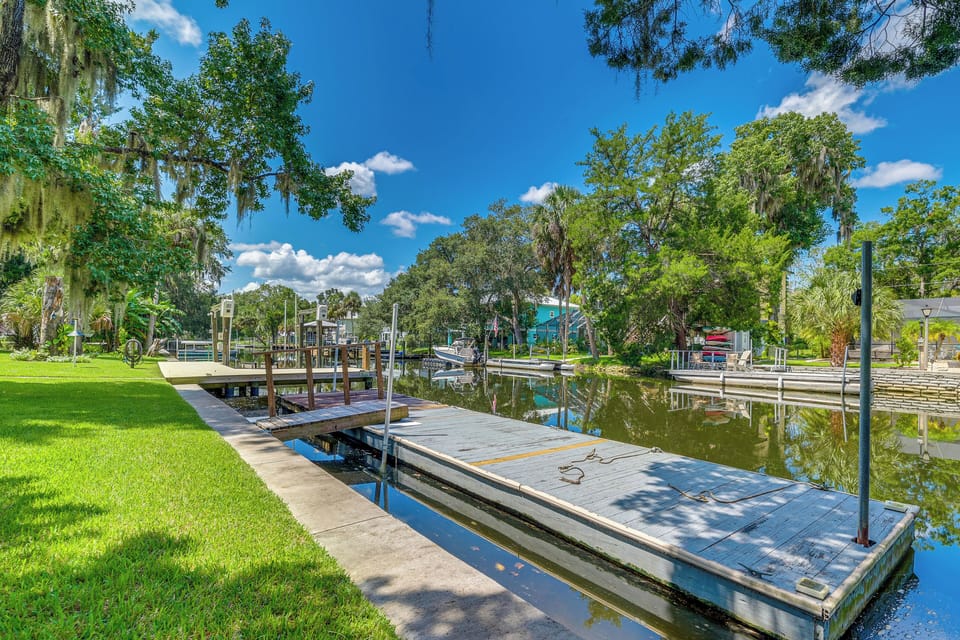 Canal & Gulf Access | Private Dock | 2 Kayaks Provided