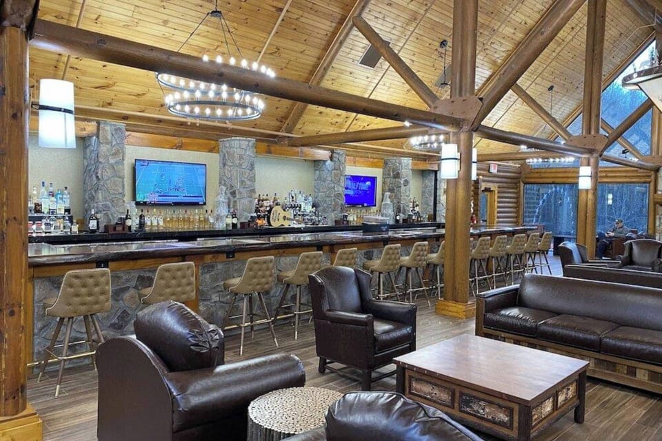 Lobby Bar.