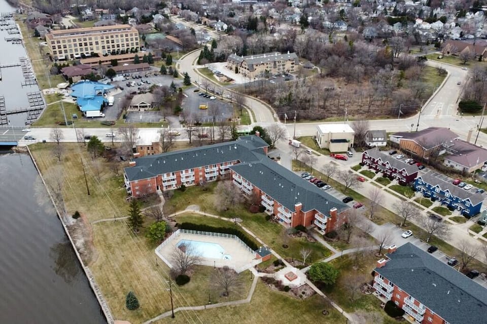 Large Backyard and Trail Access