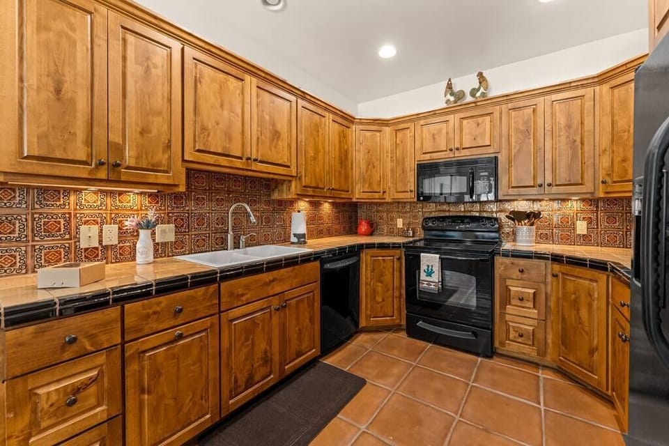 beautiful kitchen with all the essentials