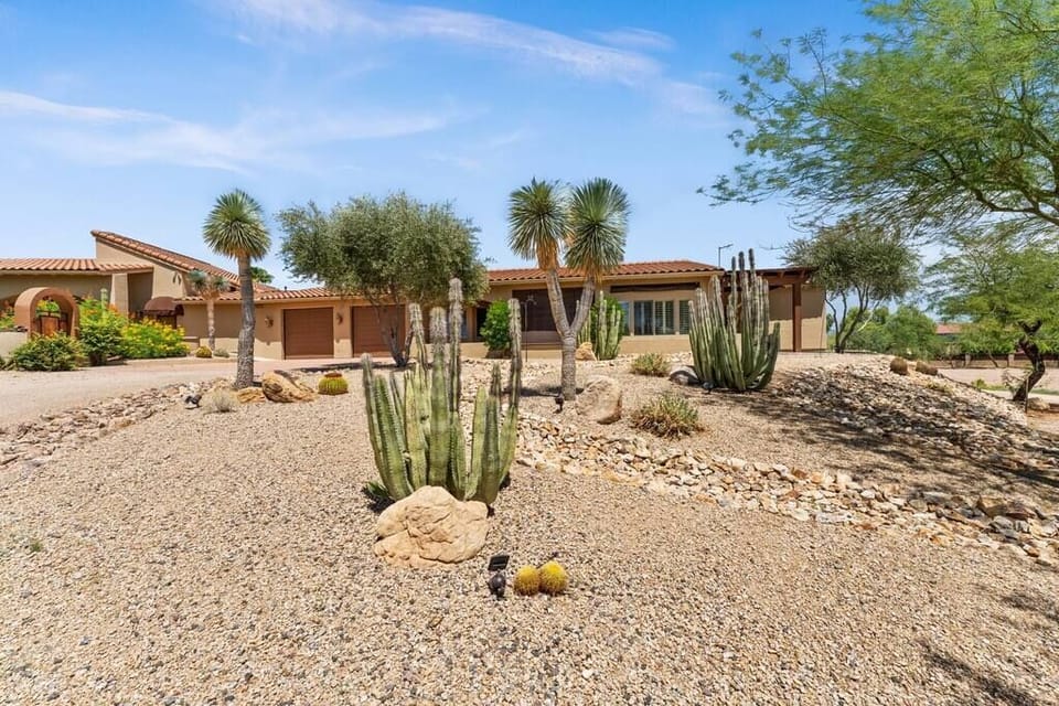 beautiful Arizona landscaping