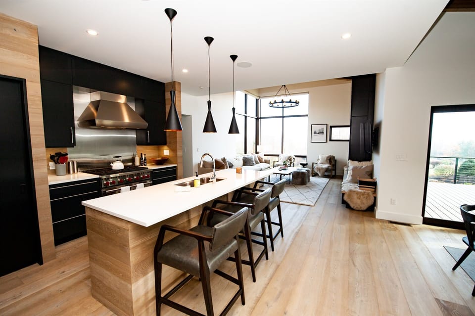 Breakfast Bar seating perfect for Apres Ski snacks