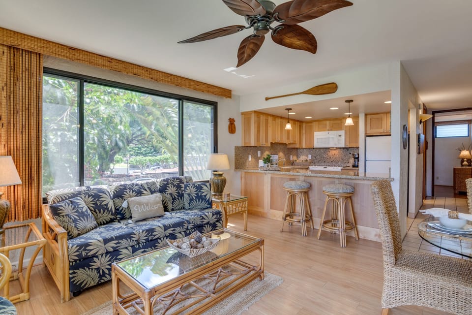 Beautifully decorated with Hawaiian inspired decor and furnishings