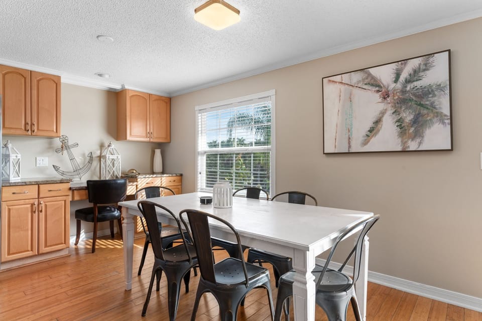 Dining area and work spot