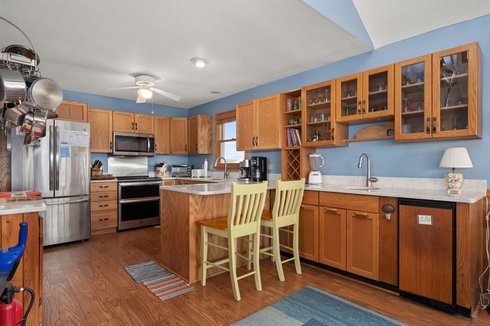 DK390: Tidy Duck | TL Kitchen Area