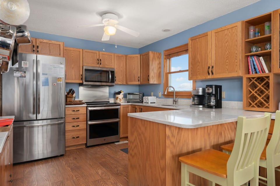 DK390: Tidy Duck | TL Kitchen Area