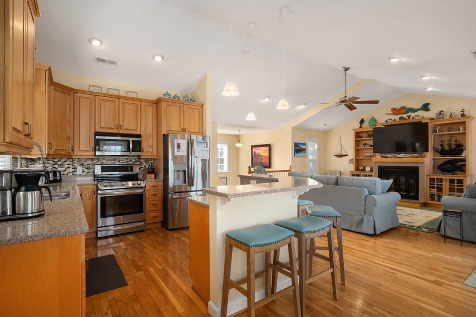 NH274: Queen Anne's Retreat | TL Kitchen Area