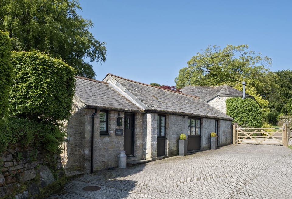 The Lambing Shed 