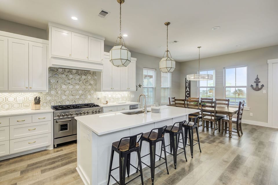 Kitchen island dining, alternate view