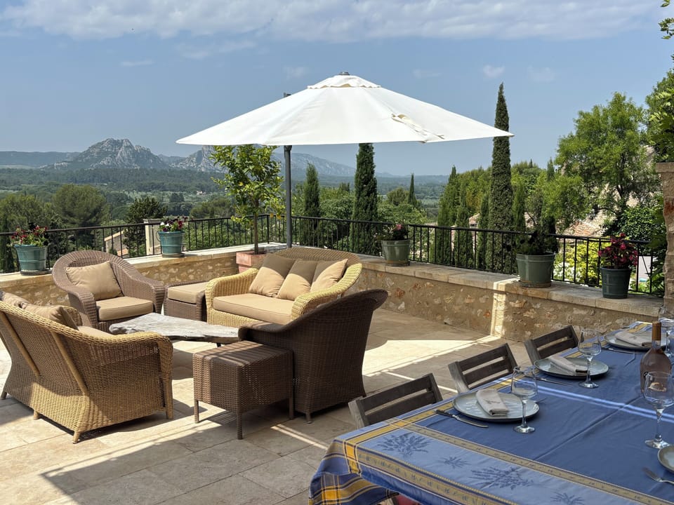 Terrace relaxation and dining