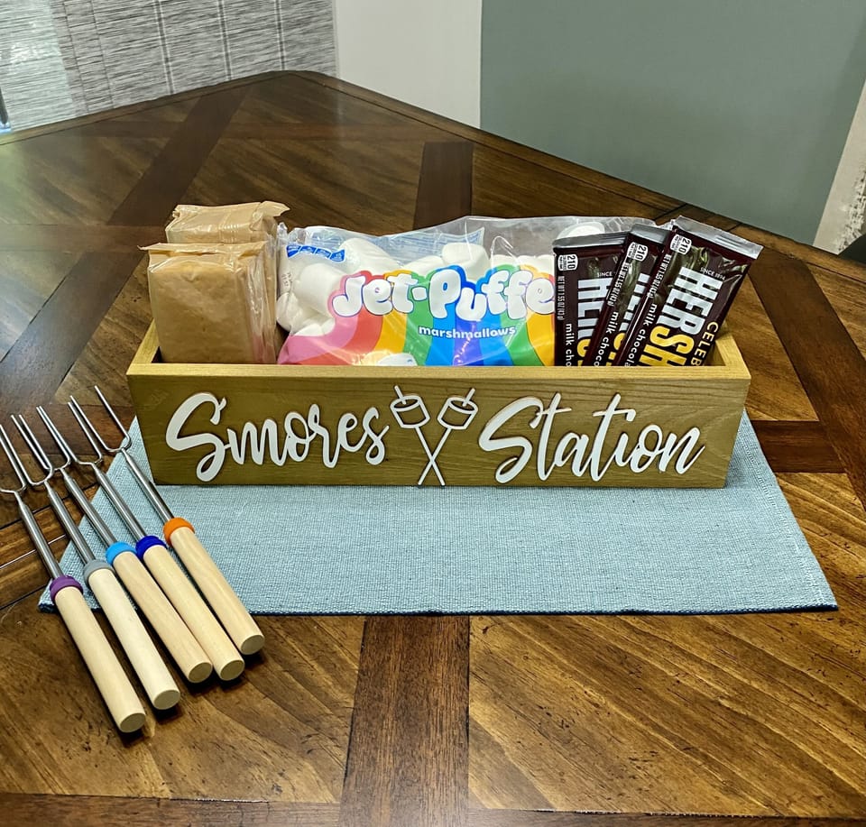 Complimentary s’mores starter kit