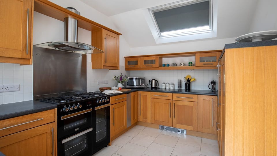 Kitchen, Kimkeri, Bolthole Retreats