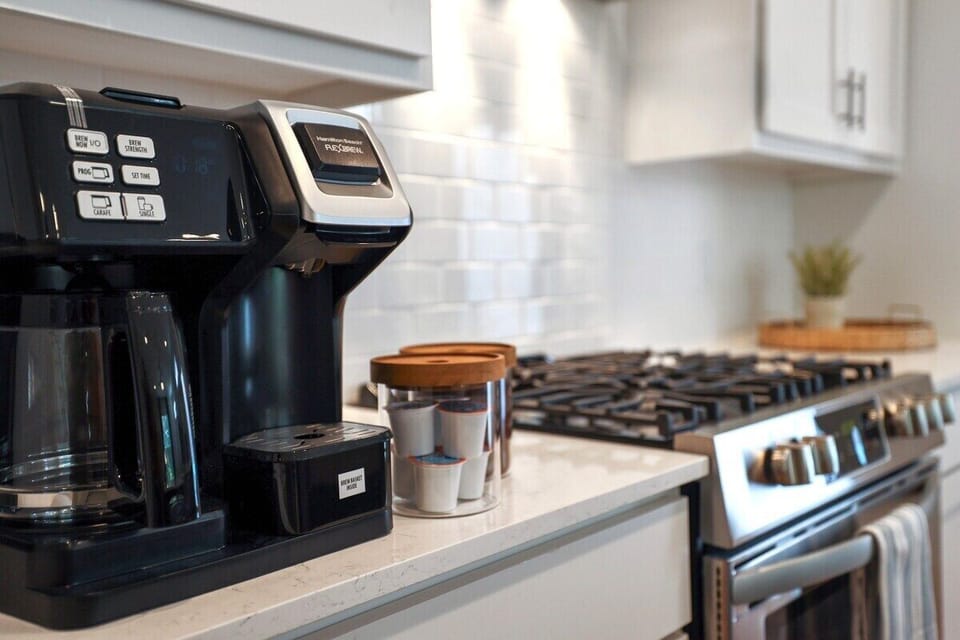 Our combo Keurig + drip coffee maker is perfect no matter how you take your coffee.
