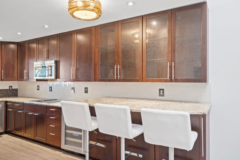 Bar area in the kitchen