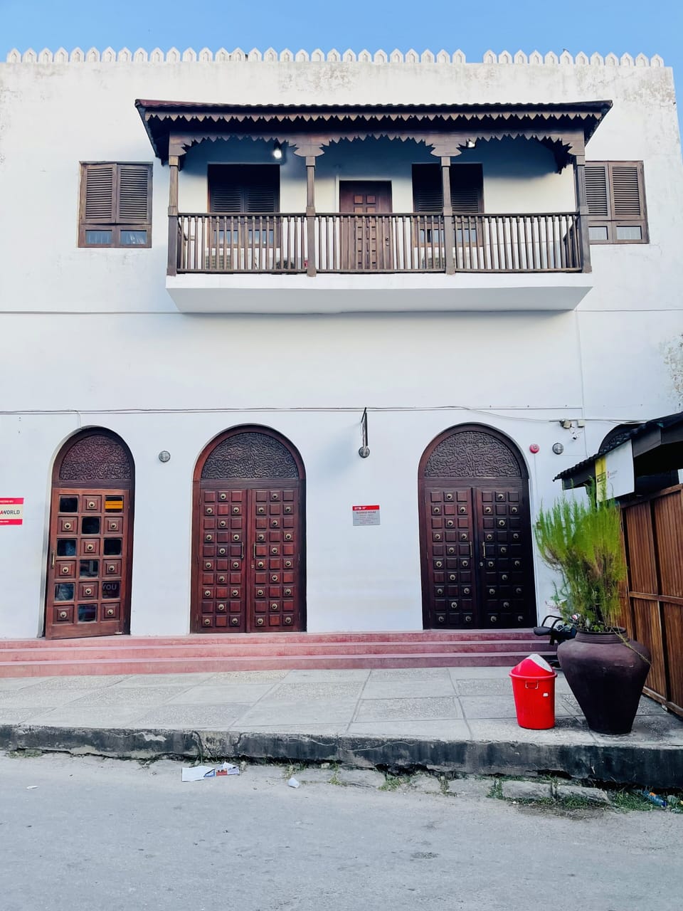 Old antique houses old town tours 