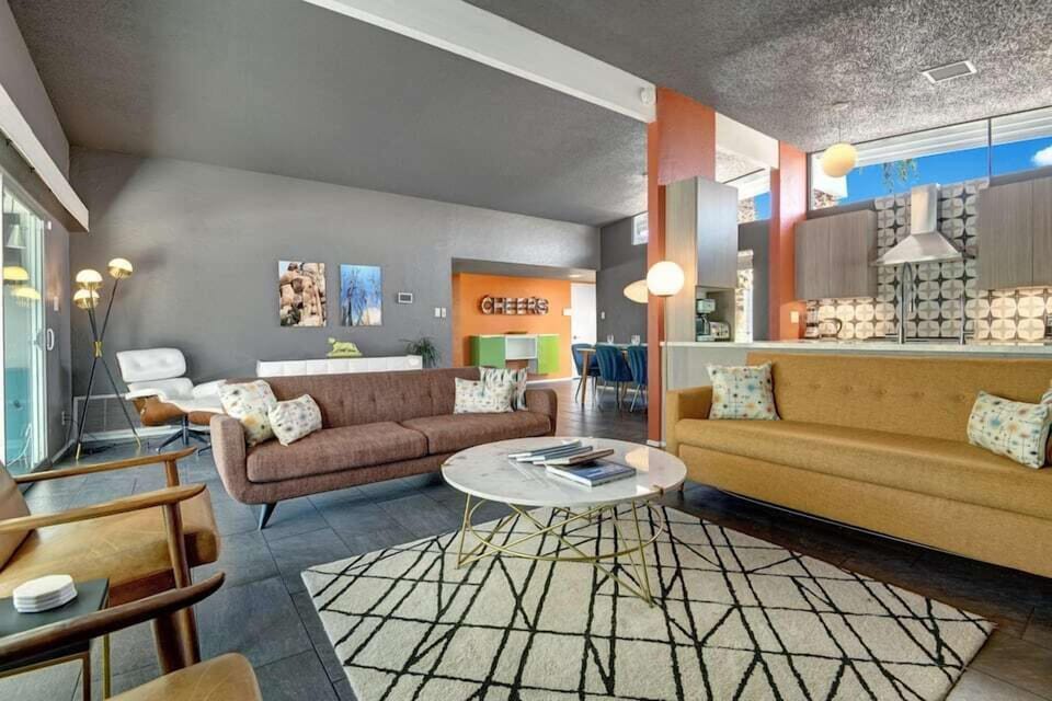 Living area.
