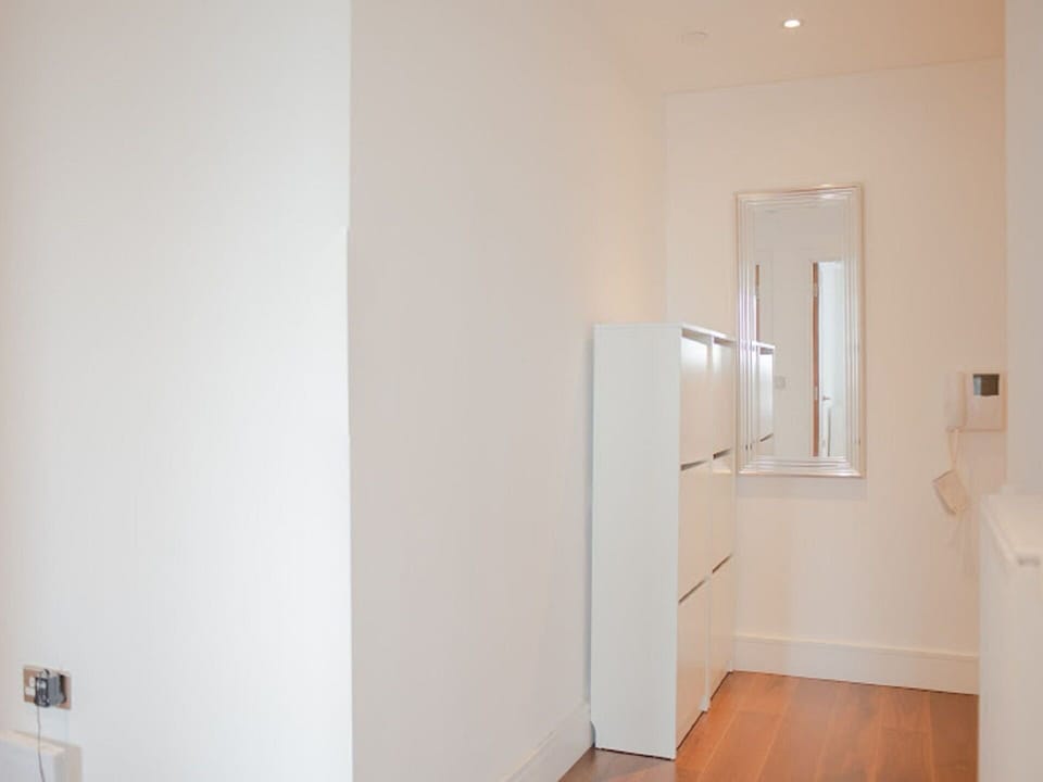 Wood, House, Floor, Flooring, Hardwood, Building, Ceiling, Beige, Plaster