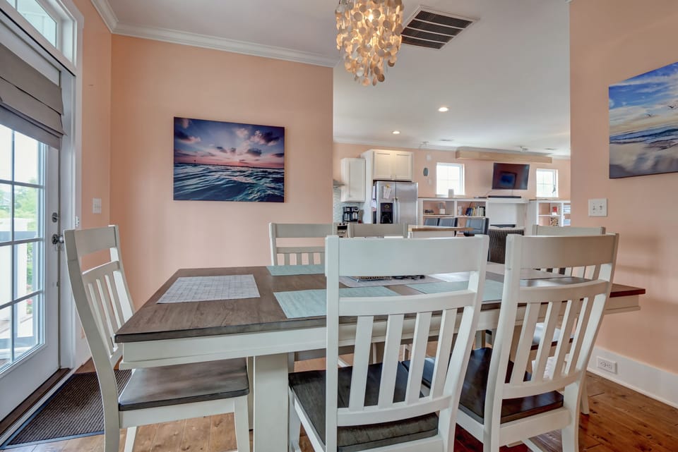 Cozy spot for enjoying homemade meals or take-out from 1 of CB's restaurants!