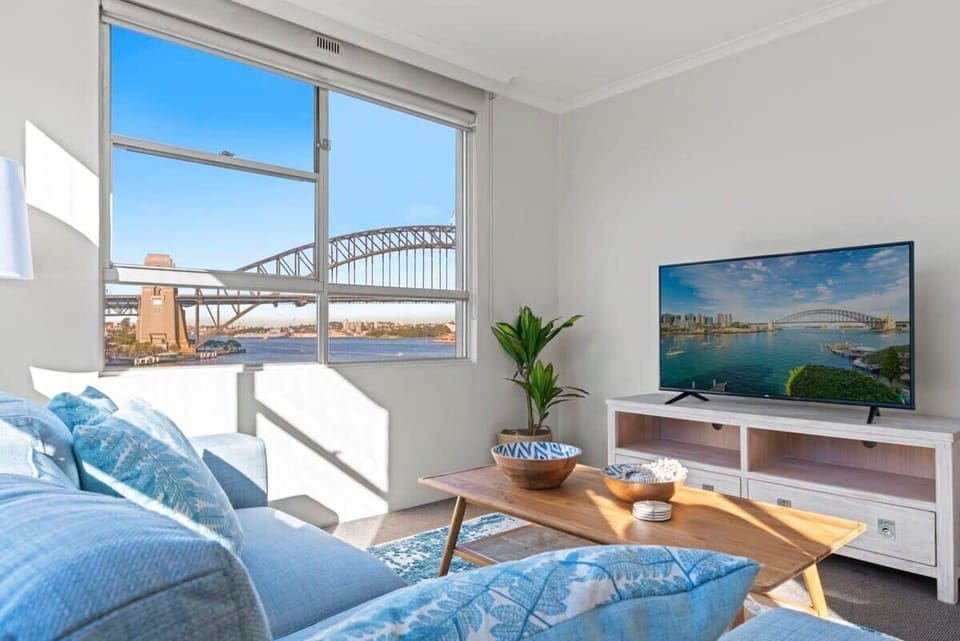 Uninterrupted views of the Harbour Bridge