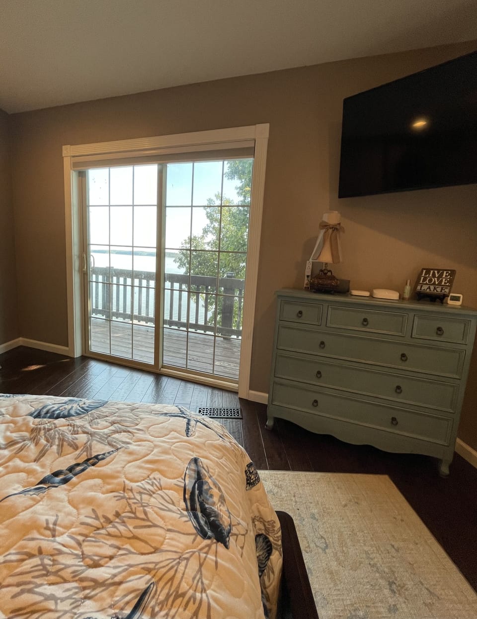 Bedroom 2. Lake view and balcony. 