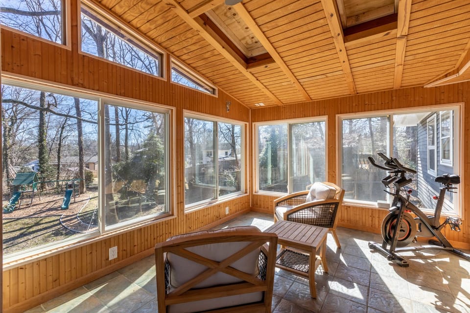 3 season room.
