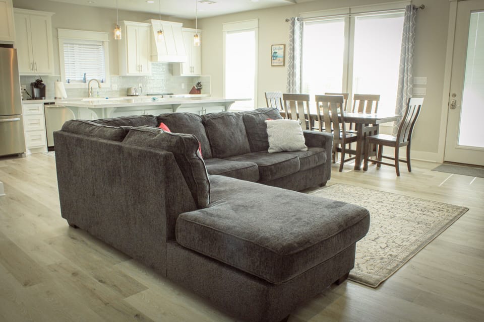 Great room with pull out couch
