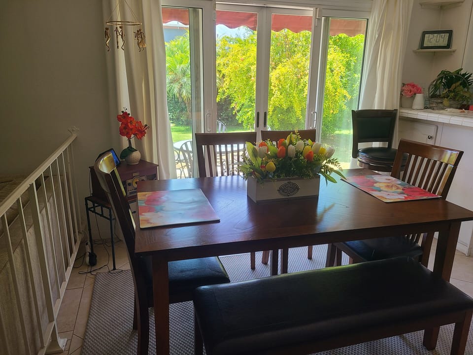 Kitchen Nook Dining