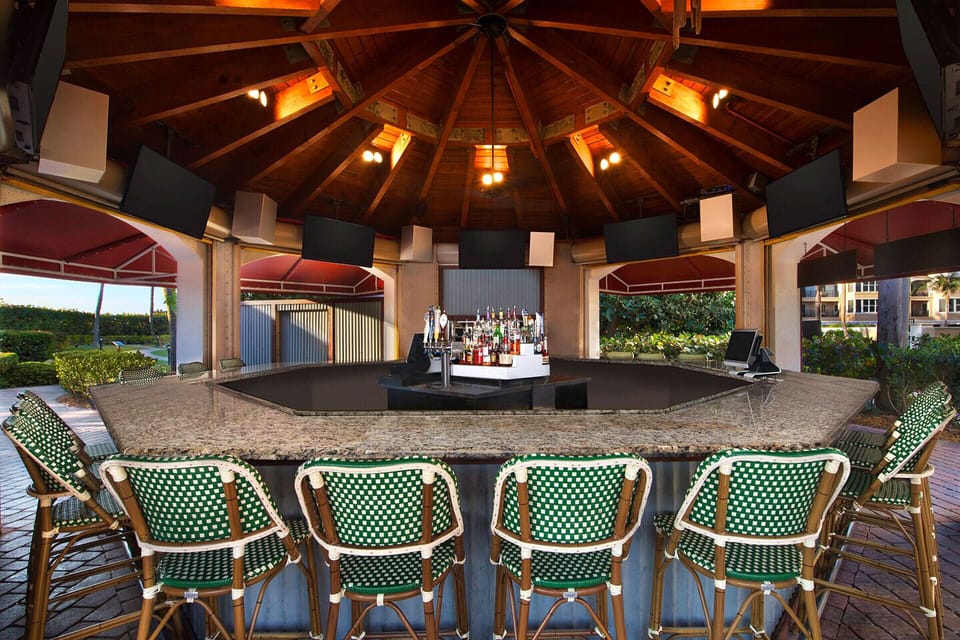Poolside Bar