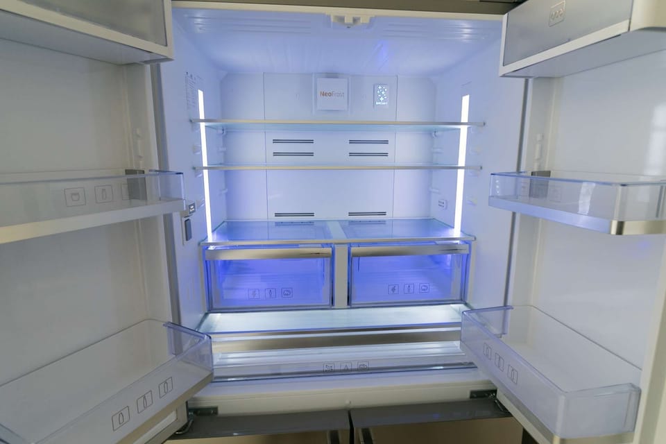 Second large American refrigerator