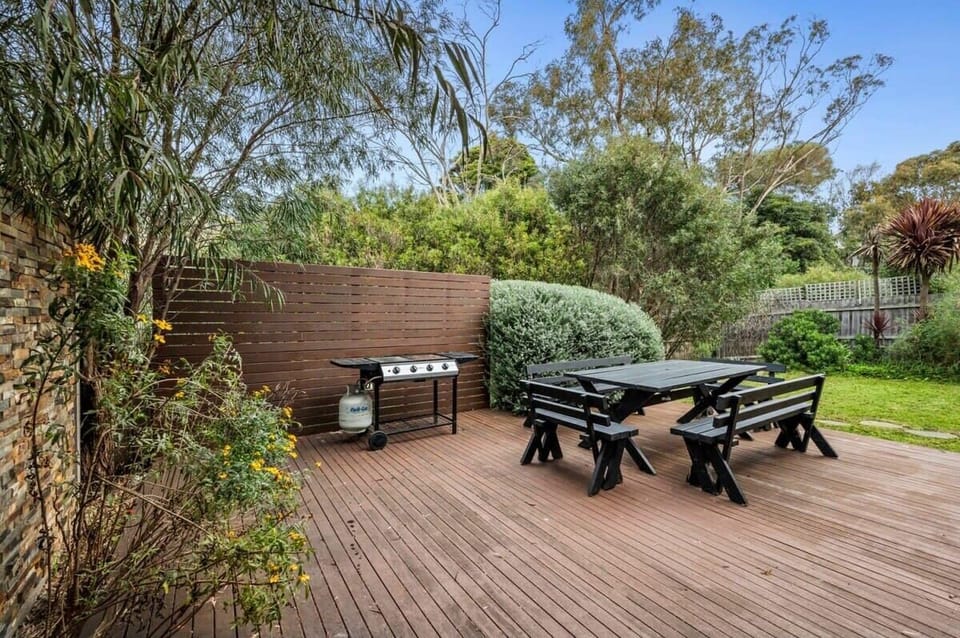 Enjoy BBQs on the upper or lower deck