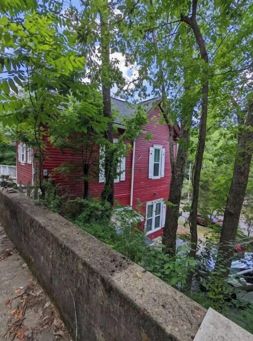 Charming 1BR Suite at Historic Ruby Red, downtown House in Hot Springs