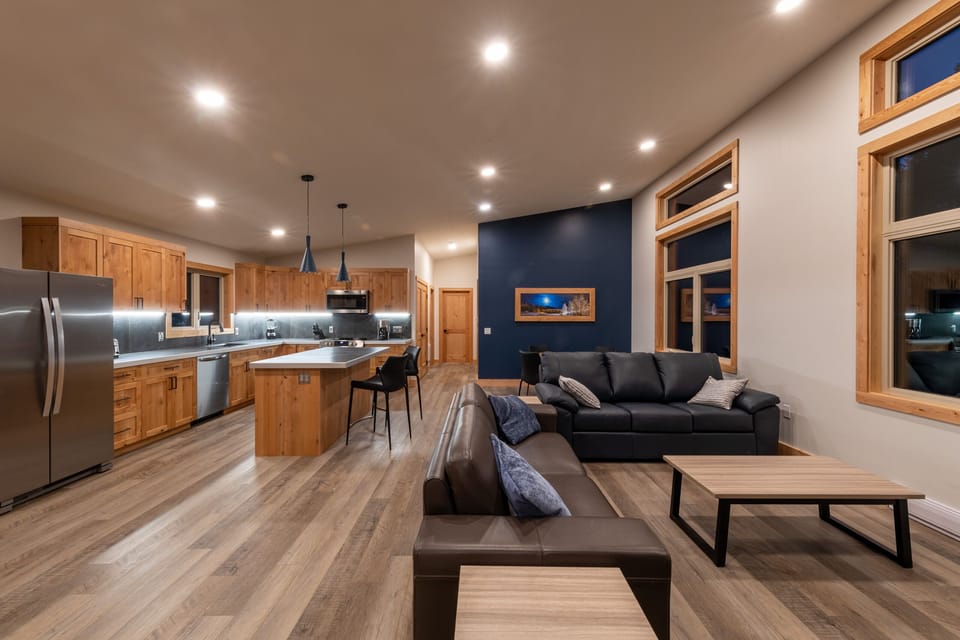 Living, kitchen area.
