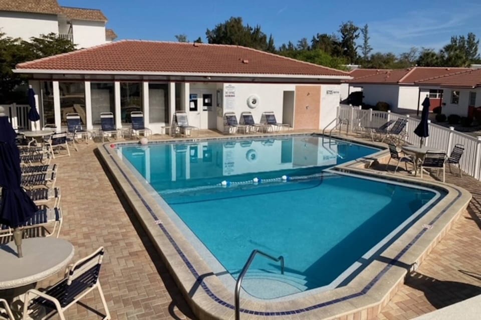 Community heated pool with clubhouse....all just steps away from the condo.