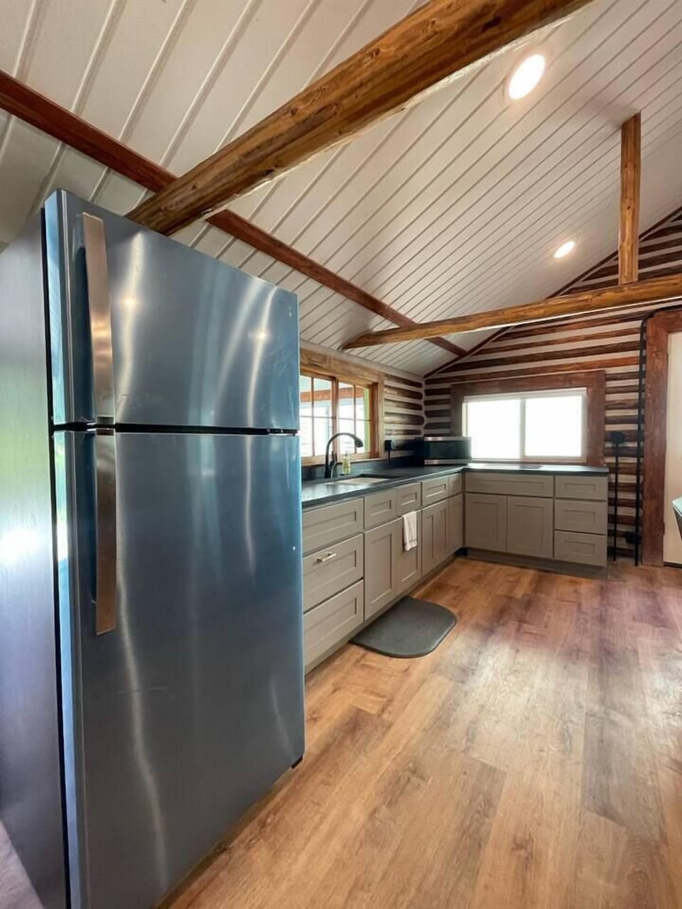 The full-size fridge has plenty of room to store all your food during your stay.