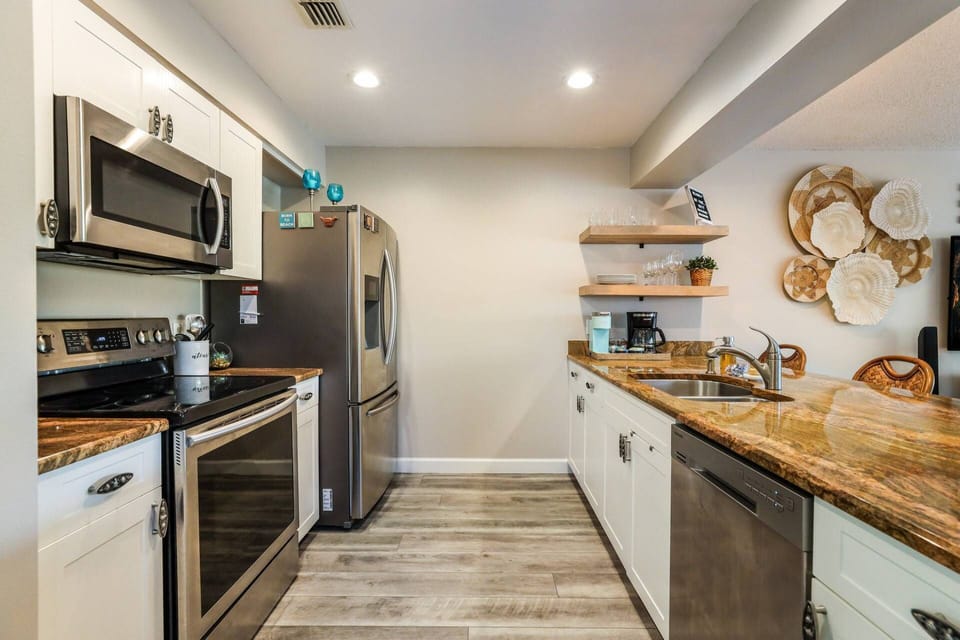 Fully equipped kitchen
