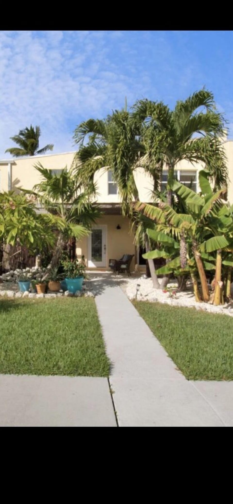Entry way to the unit