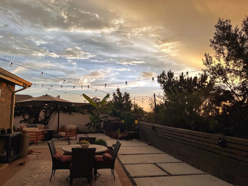 Outdoor dining